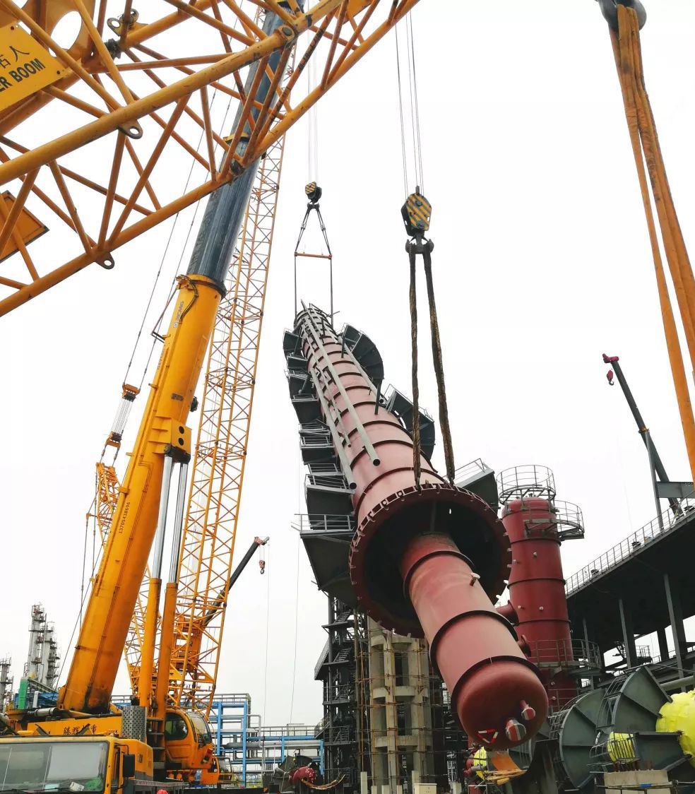 設(shè)備吊裝人員在施工時(shí)注意事項(xiàng) 設(shè)備吊裝人員在施工時(shí)注意事項(xiàng)